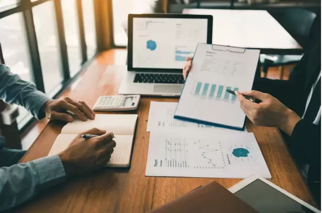 Solutions simples pour le reporting RH Tableaux de bord et reporting social : des outils efficaces